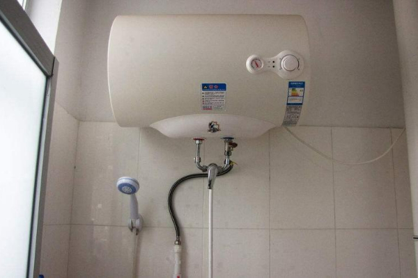 電熱水器不顯示什么原因